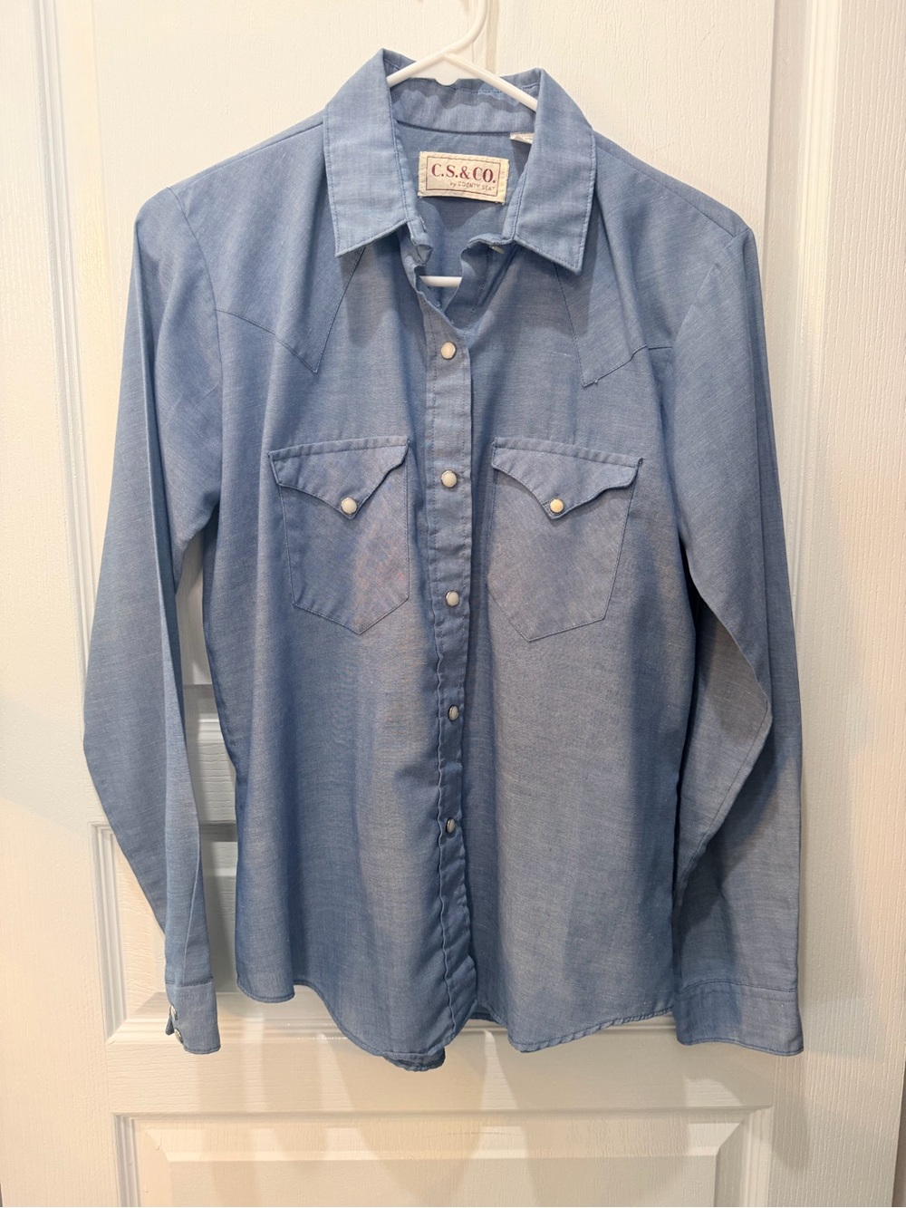 Vintage Western Light Blue Button Down with Pearl Snaps🫰